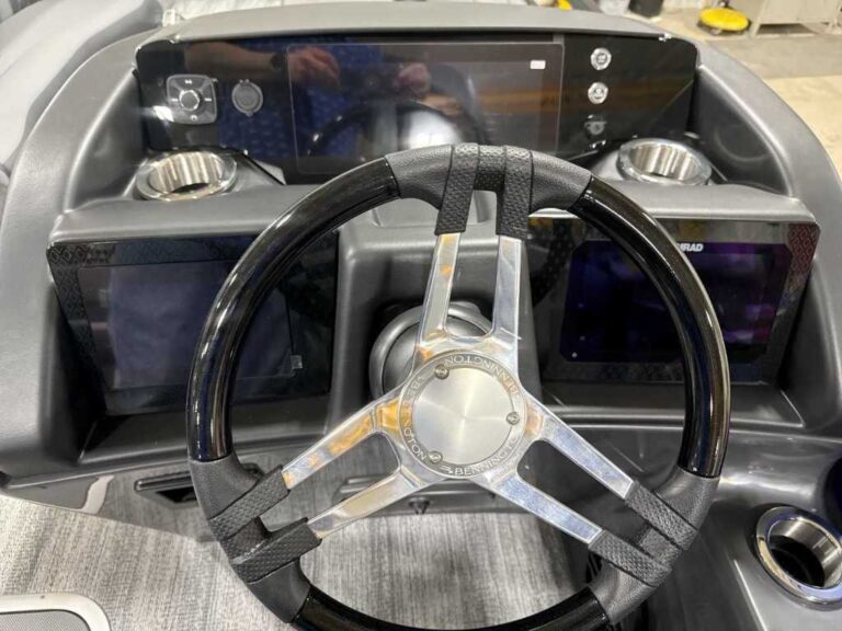 2026 Bennington 25RTFB - Blackout US-ETWS1590B626 [photo 11]